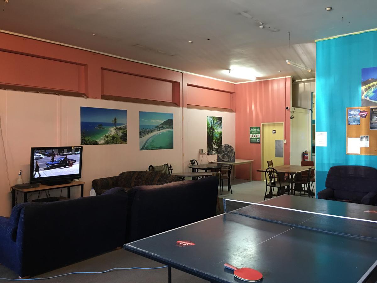 Tauranga Central Backpackers Hostel Екстериор снимка