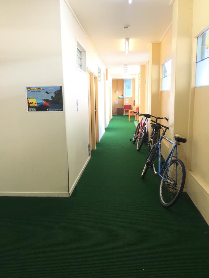 Tauranga Central Backpackers Hostel Екстериор снимка